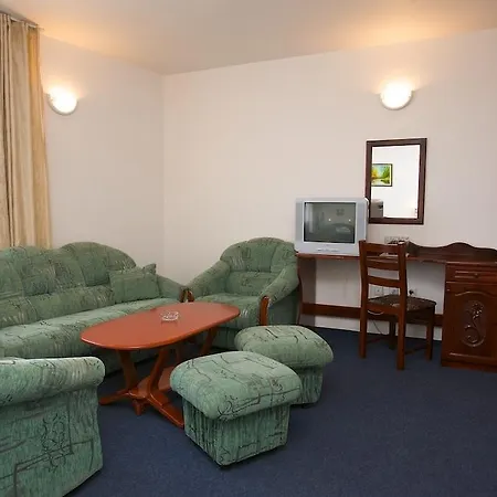 семеен елена палас 2* Nessebar