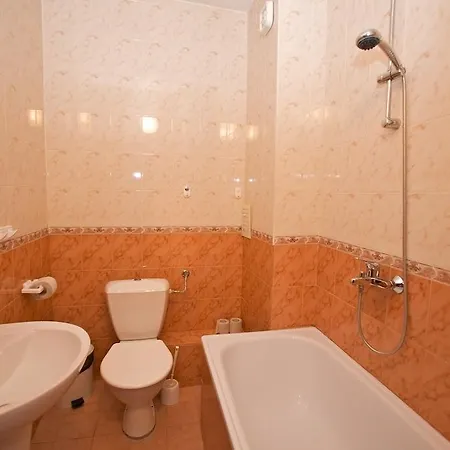 семеен елена палас Hotel Nesebar
